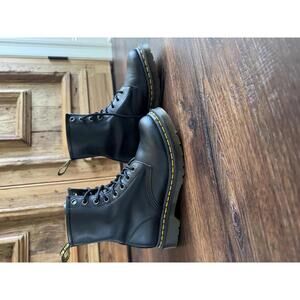 Dr. Martens | Black Boots | Size 7 | NWT | 1073